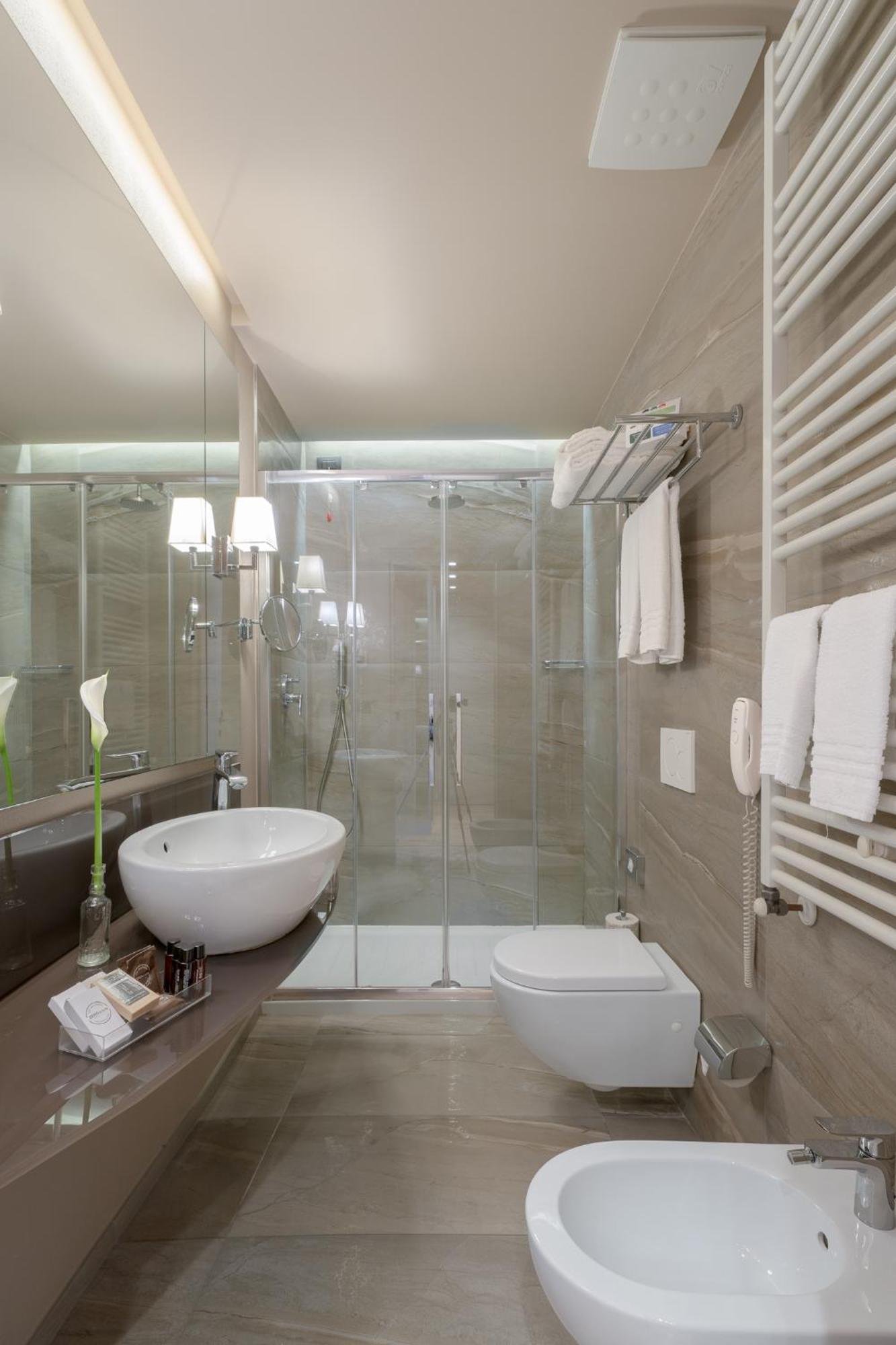 Titano Suites San Marino Bagian luar foto