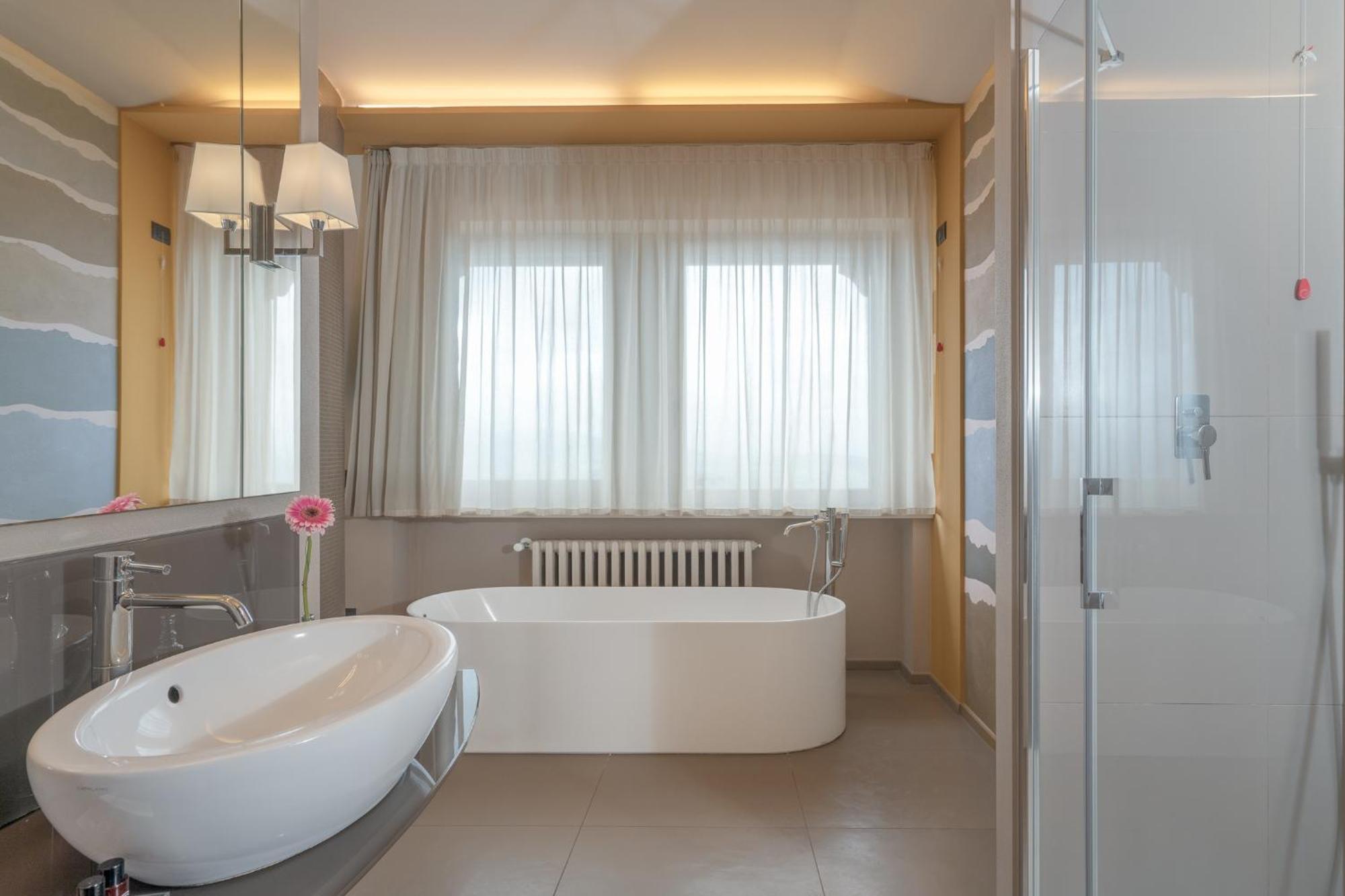 Titano Suites San Marino Bagian luar foto