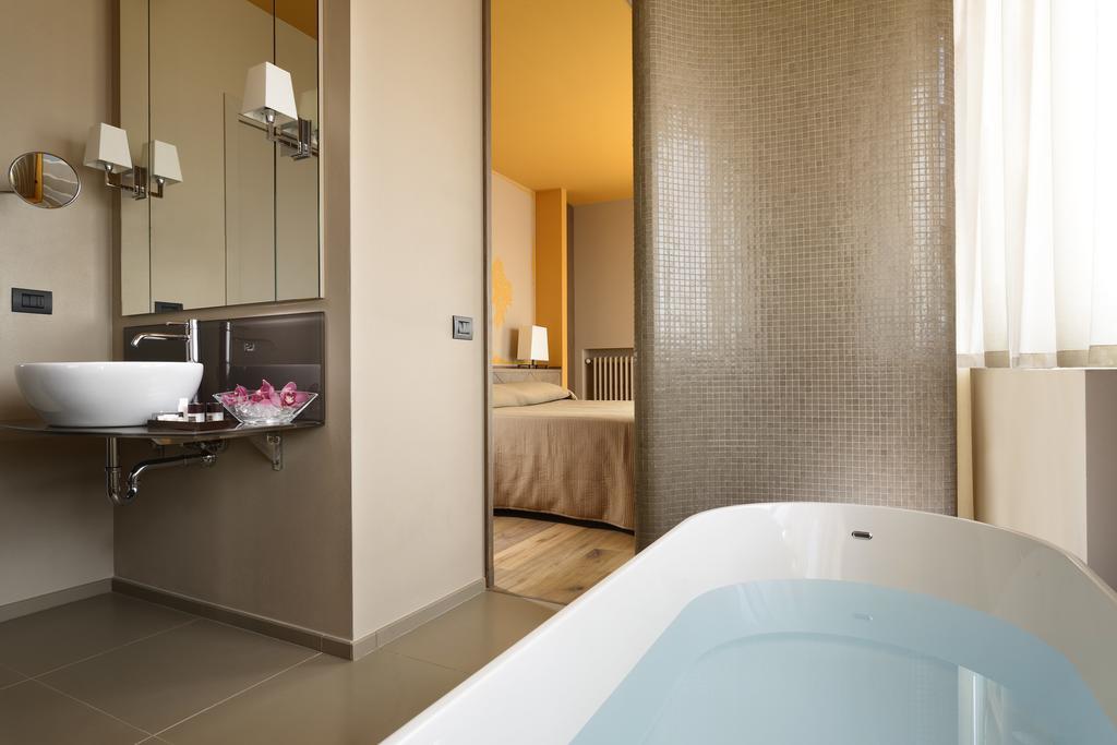 Titano Suites San Marino Ruang foto