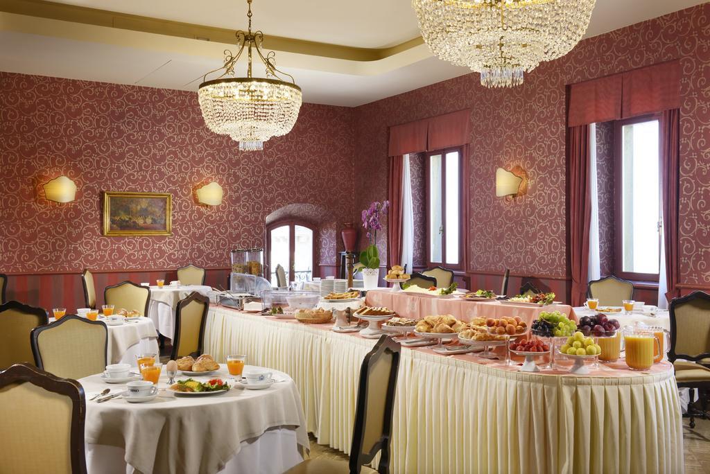 Titano Suites San Marino Bagian luar foto