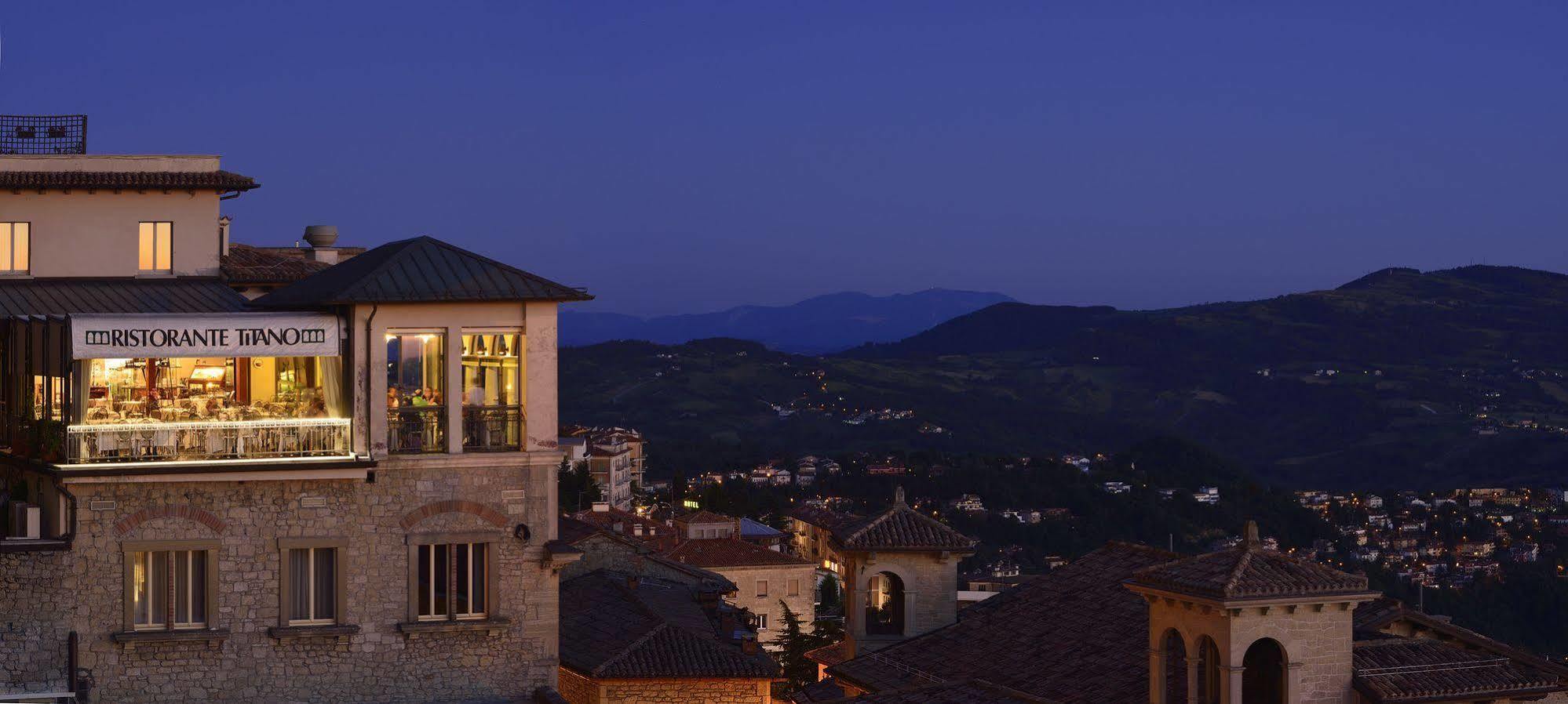 Titano Suites San Marino Bagian luar foto